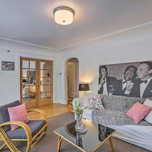Holiday home Historic On Riverwalk 1 Mi To Midtown, Reno