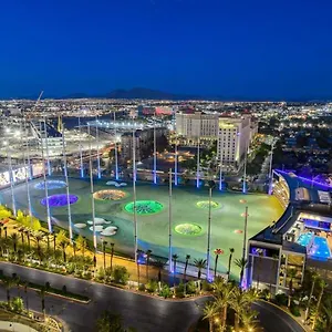  Holiday home Mgm Signature-20-620 1br 2ba Balcony United States